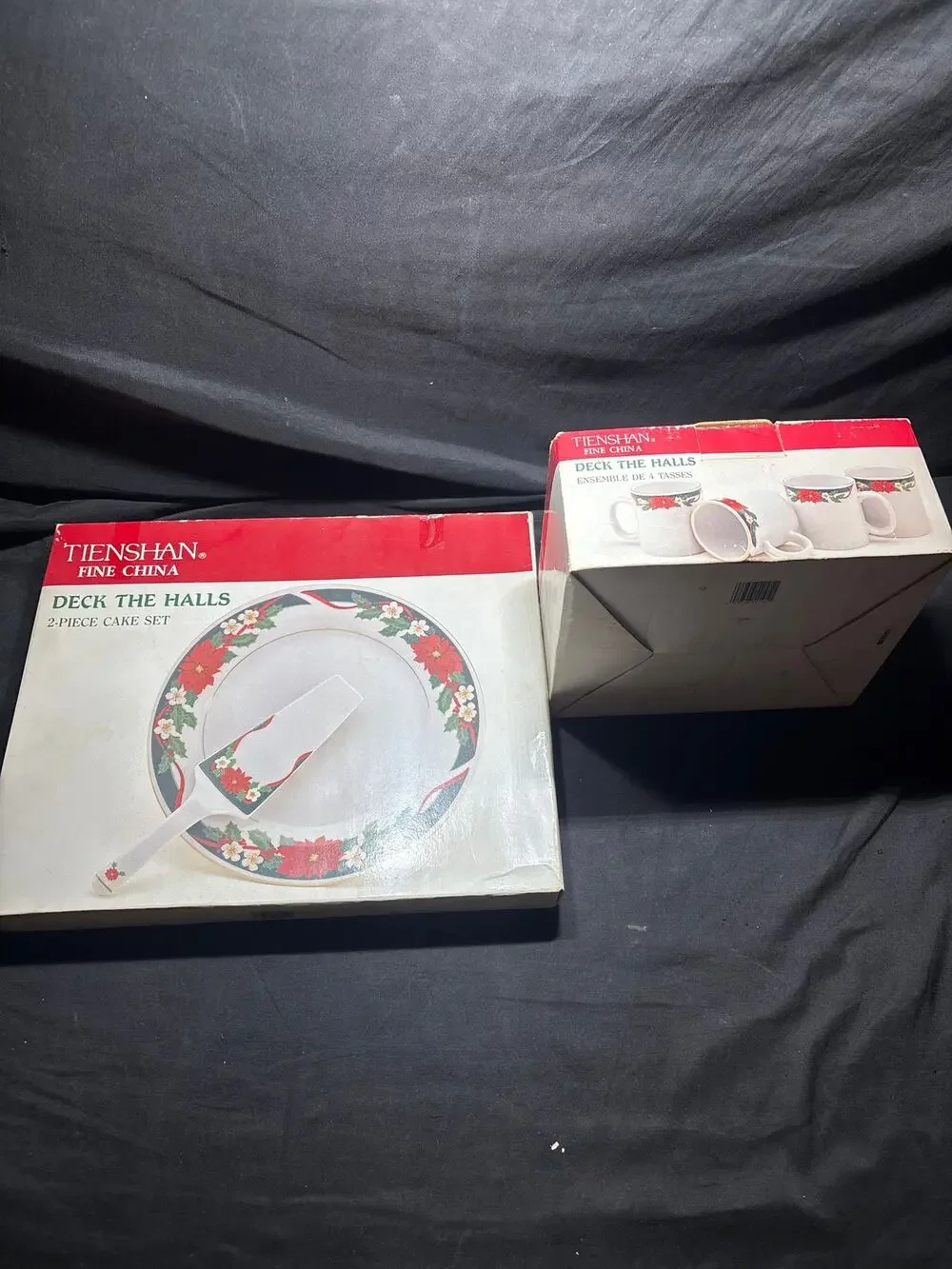 Vintage Tienshan Fine China Deck The Halls Poinsettia Cake Set + 4 Mugs In Box